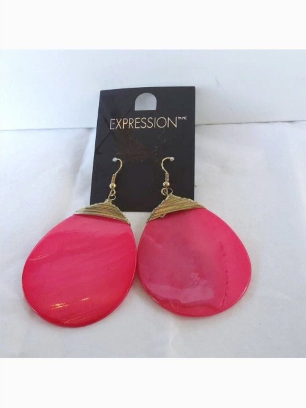 Expression/Hudson's Bay Oversized Resin Drop Earrings NEW